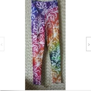 Comfy Yoga Leggings Size S/M One Size Rainbow Lace